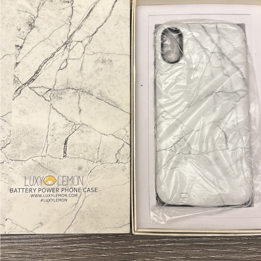 Lucy Lemon iPhone X/Xs battery case